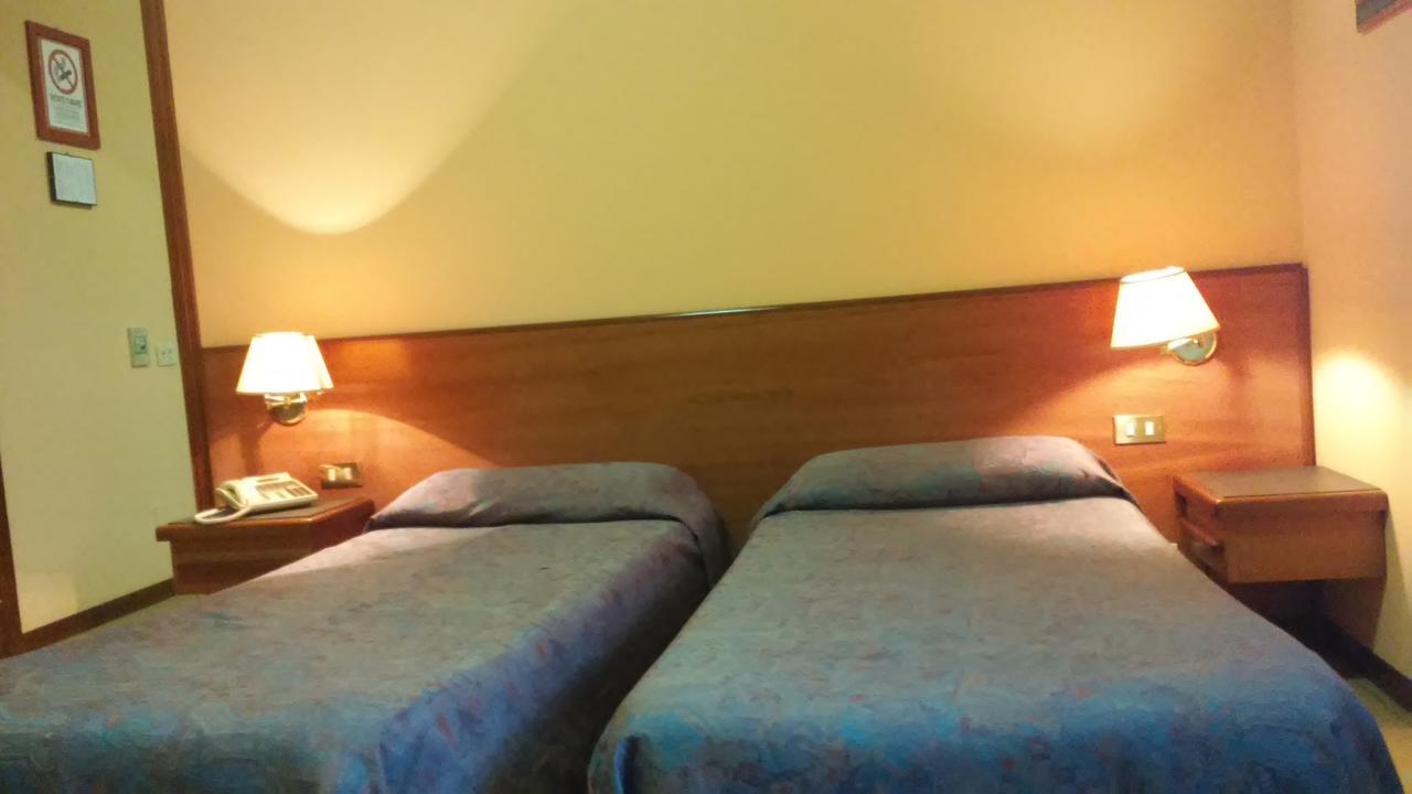 Hotel Due Fontane Casalpusterlengo Esterno foto